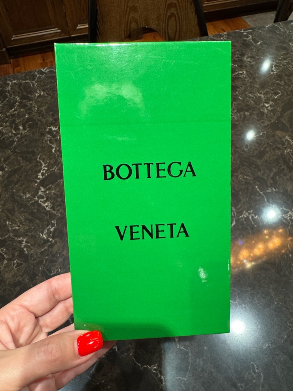 Bottega Veneta Bright Green Box with Black Logo 11 x 20 cm
